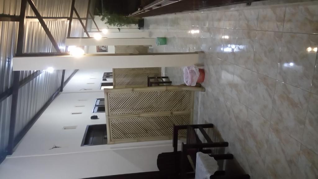 Puji Homestay ماتارام المظهر الخارجي الصورة