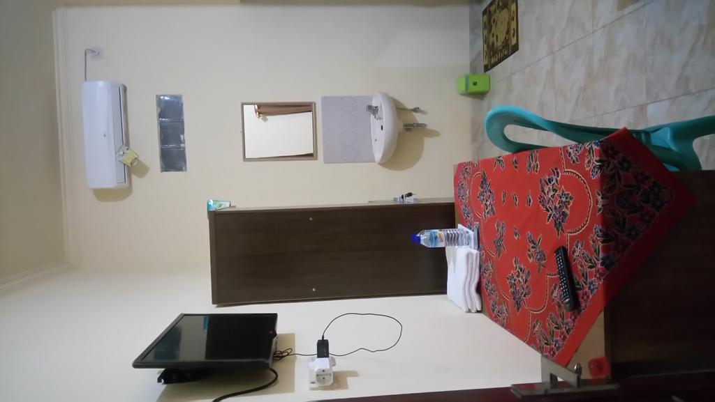 Puji Homestay ماتارام المظهر الخارجي الصورة