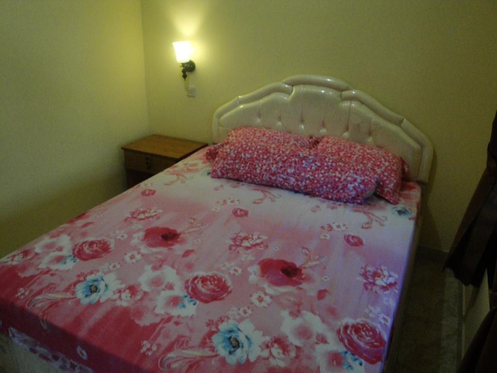 Puji Homestay ماتارام المظهر الخارجي الصورة