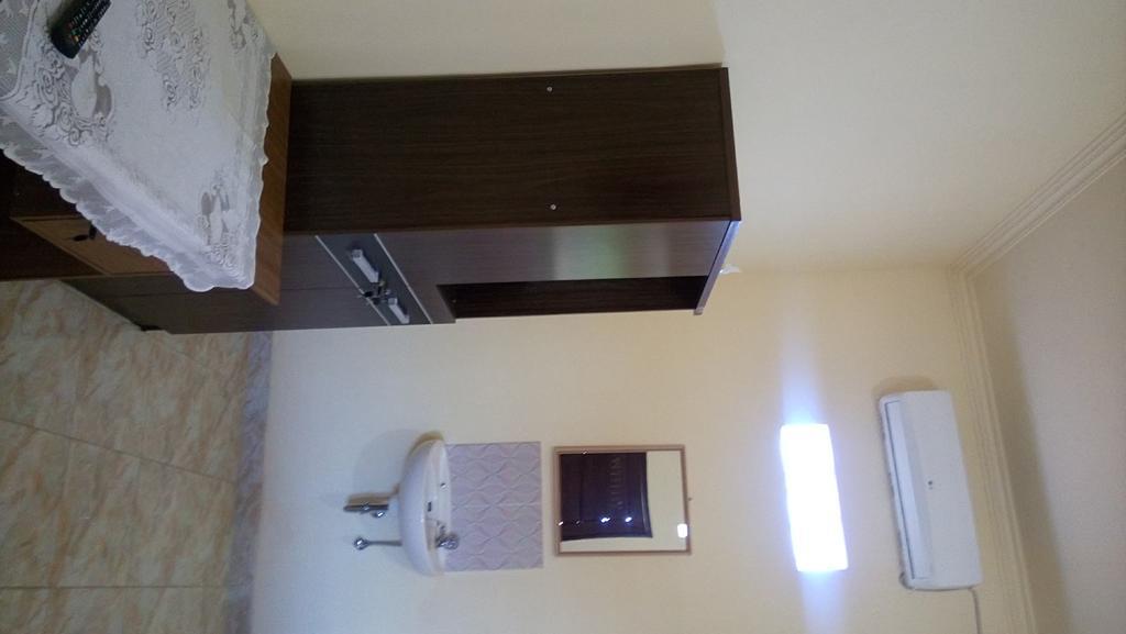 Puji Homestay ماتارام المظهر الخارجي الصورة